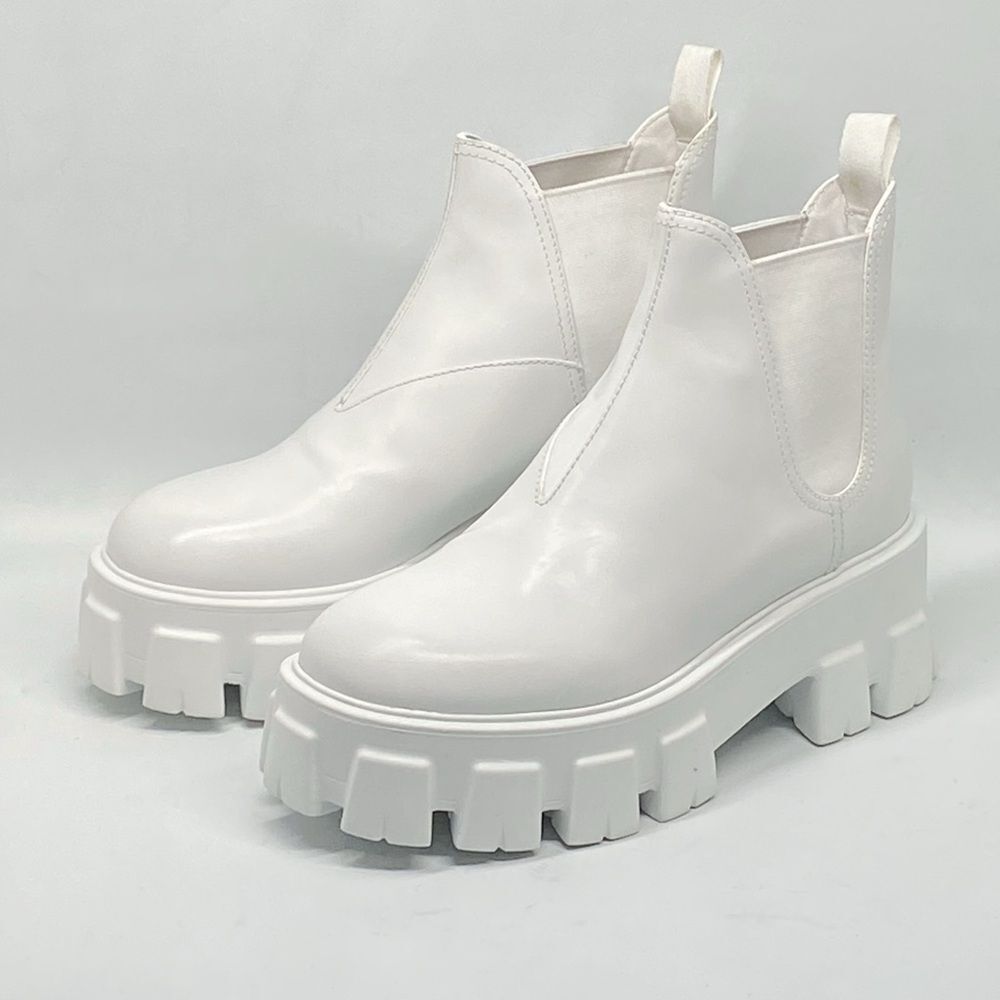 Prada Monolith Leather Lug-Sole Chelsea Boots size 37